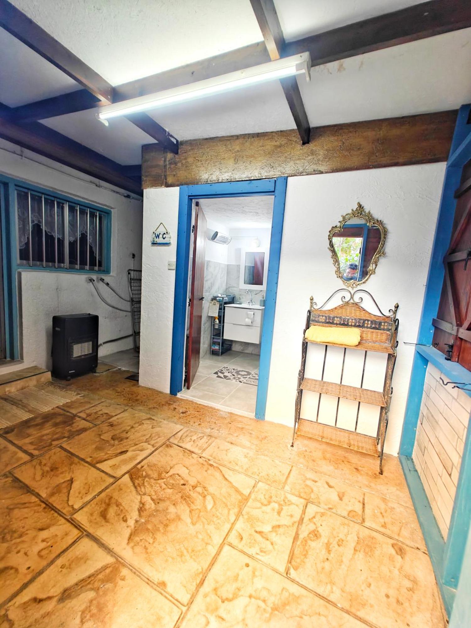 Mamas Summer House Larnaca Exterior photo
