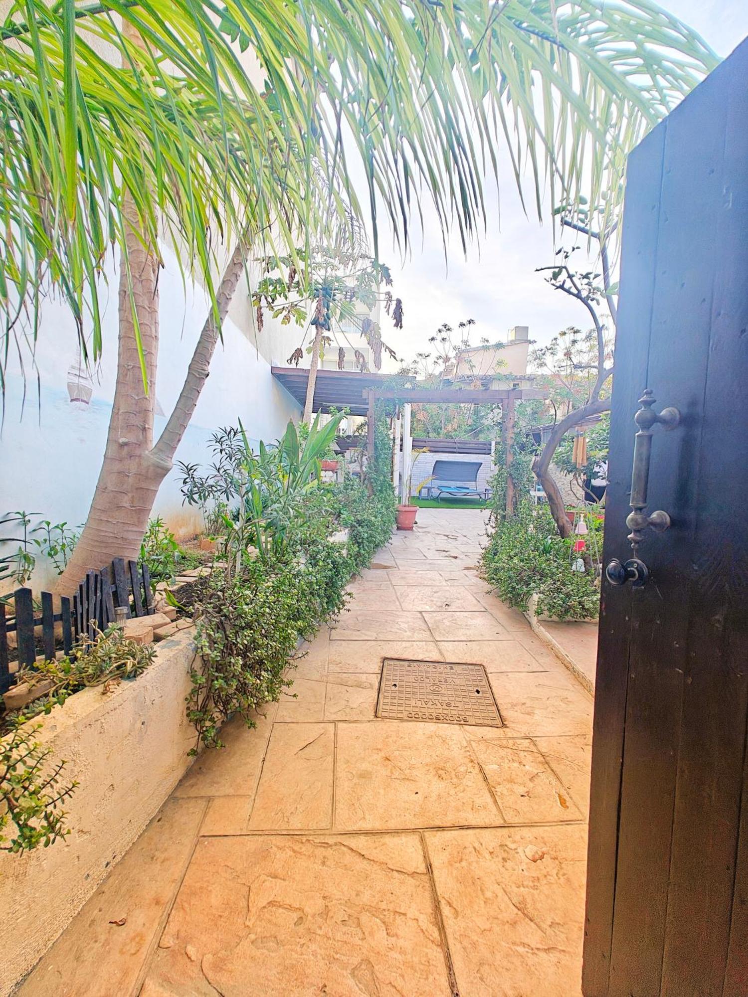 Mamas Summer House Larnaca Exterior photo